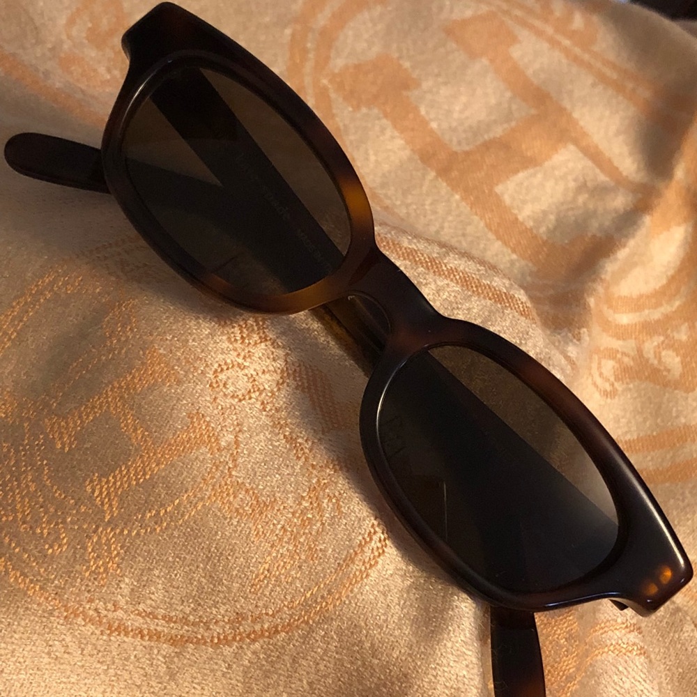 Kate Spade Vintage Sunglass!